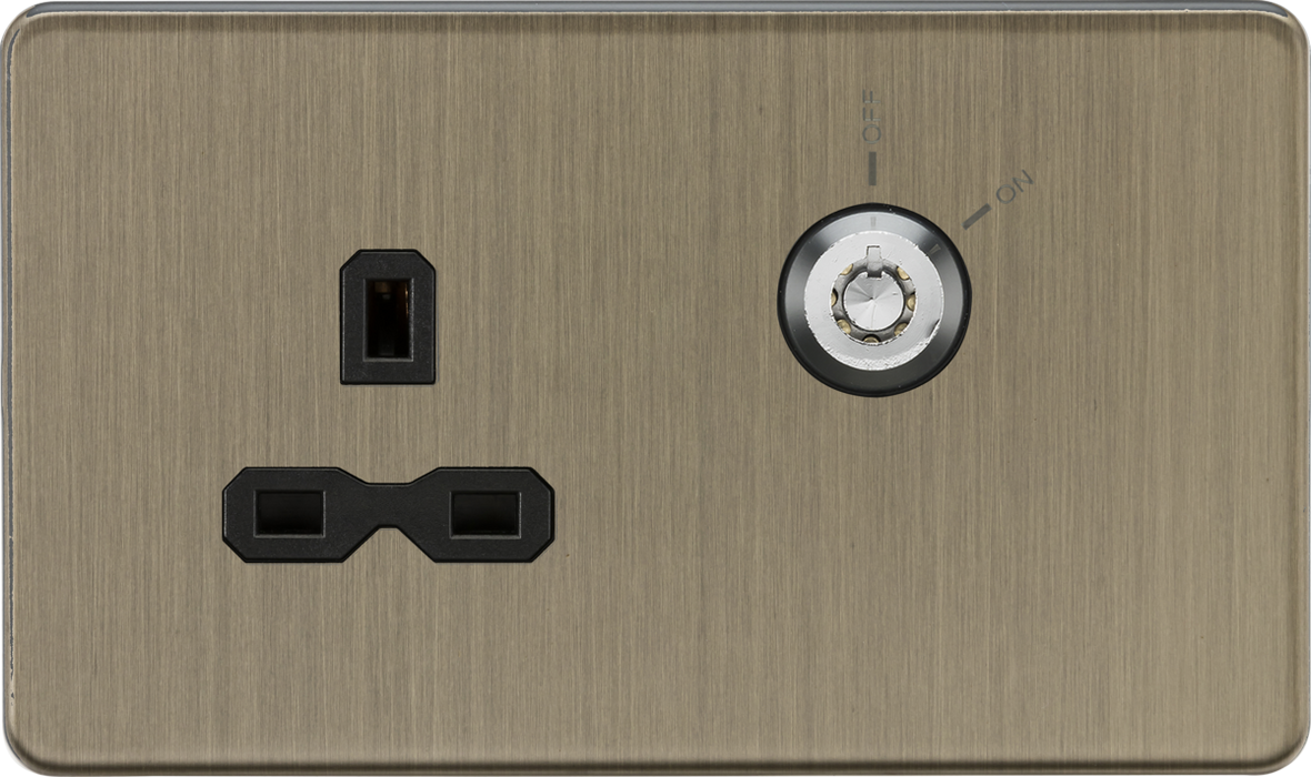 Knightsbridge SFR9LOCKAB 13A 1G DP Lockable Socket - Antique Brass with black insert