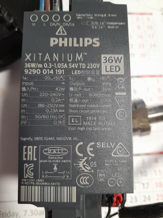 Xitanium 36W/m 0.3-1.05A 54V S TD 230V