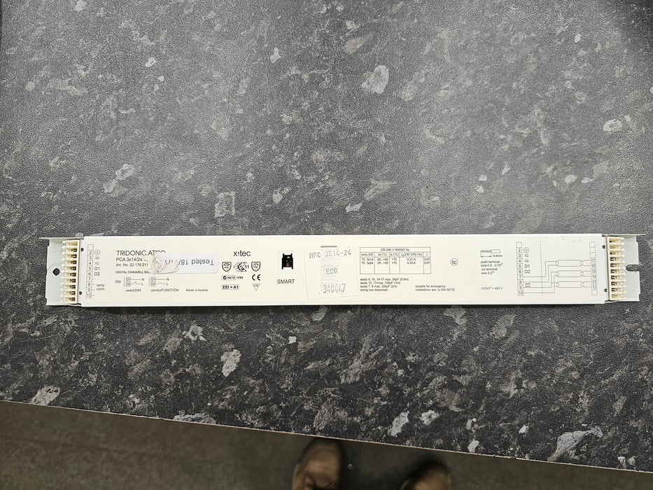 P/N: 22176211, Type: PCA 3X14/24 T5 Eco Ip