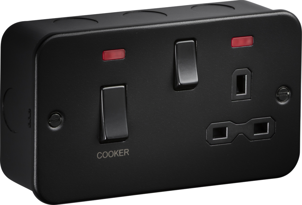 Knightsbridge MR8333NTB Metalclad 45A DP Switch and 13A DP Switched Socket with Neons - Textured Sand Black Finish