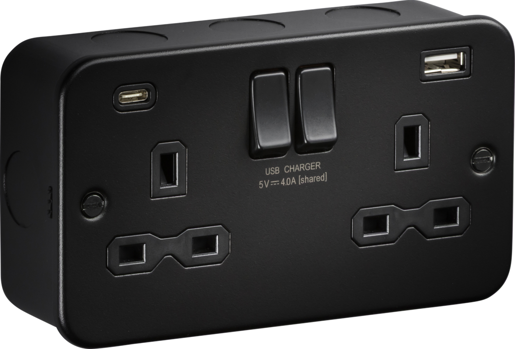 Knightsbridge MR9940TB Metalclad 13A 2G SP Switched Socket with Dual USB A+C - Textured Sand Black Finish