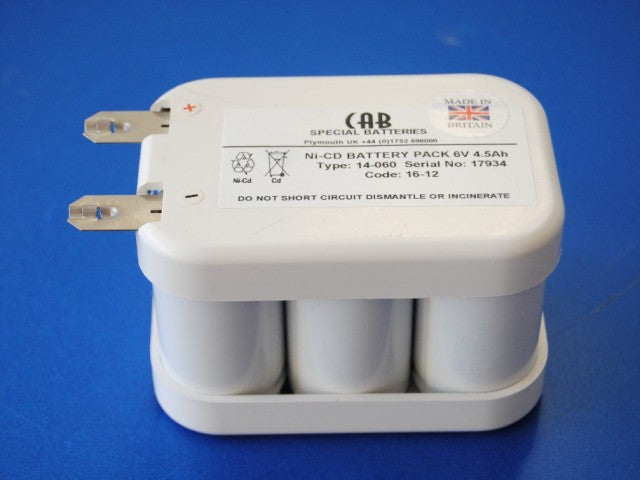 5/4500DH-EF1 6V 4500MA Flange Pack  C027M Connector