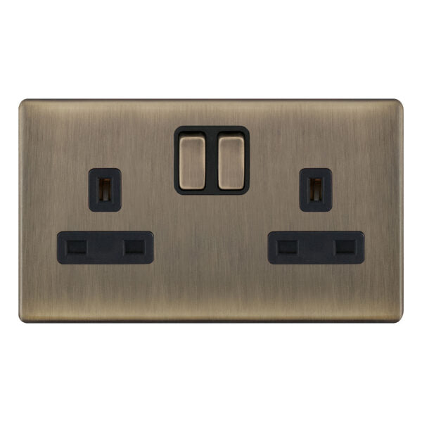 Selectric 5M-Plus Antique Brass 2 Gang DP 13A Switched Socket with Black Insert