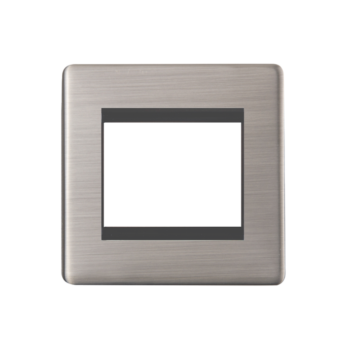 Caradok - The Ultra Flat - Brushed Chrome - FN222DME - 2 Module Data Plate Brushed Chrome, Black Insert