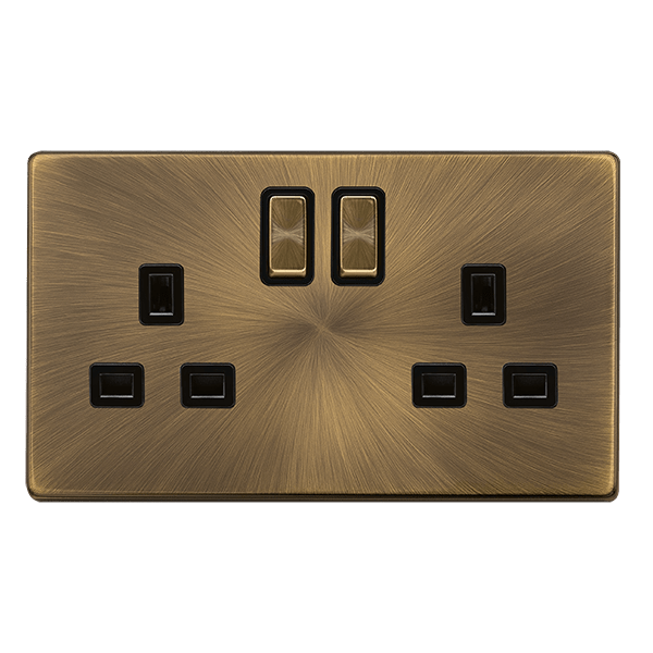 Scolmore SFAB536BK 13A INGOT 2 GANG DP SWITCHED SOCKET - ANTIQUE BRASS COVER PLATE - BLACK INSERT