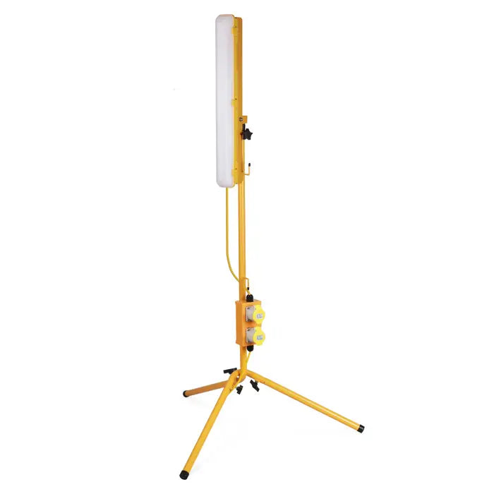 Bright Source 2ft 20w 4000k 110V LED Non Corrosive Fitting & Tripod - Cool White