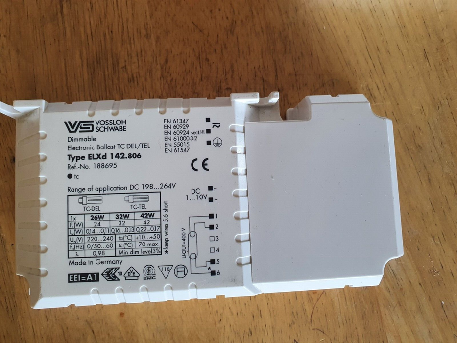 ELXD142.806 188695 26-42W 1-10V Dimmable