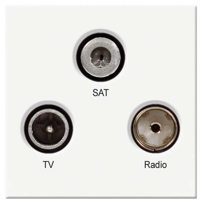BG EMTVFMSATW Screened TRIPLEX IEC Male And IEC Female And SAT Female White (50 X 50) - BG - sparks-warehouse