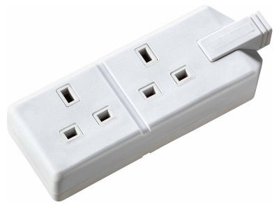 BG ELS132W 13A 2 Gang HEAVY DUTY RUBBER TRAILING Socket White - BG - sparks-warehouse