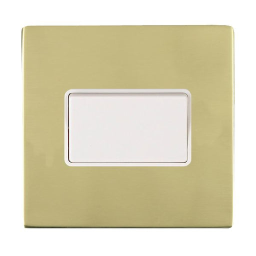 Hamilton 81CTPWH-W - Sher CFX PB 10A Triple Pole Rkr WH