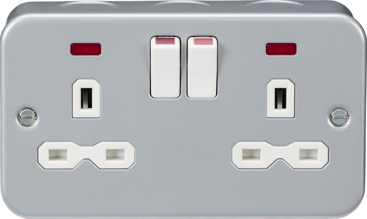 Knightsbridge MR9000N Metal Clad 13A 2G DP switched socket with neon ML Knightsbridge - Sparks Warehouse