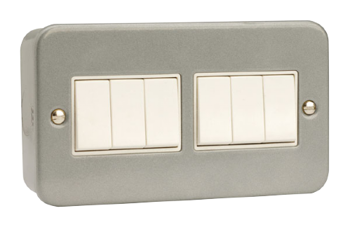 Scolmore CL105 - 10AX 6 Gang 2 Way Plate Switch Essentials Scolmore - Sparks Warehouse