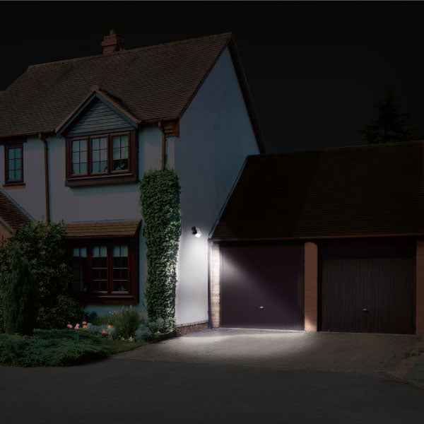 Luceco LEXSF6B40 Guardian Solar Powered Garden Flood Light With PIR Sensor Solar Powered Luceco - Sparks Warehouse