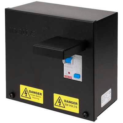 Matt:e Single Phase EV Voltage Monitoring and Protection Unit with Type A RCBO EV Charging Unit Matt:e - Sparks Warehouse